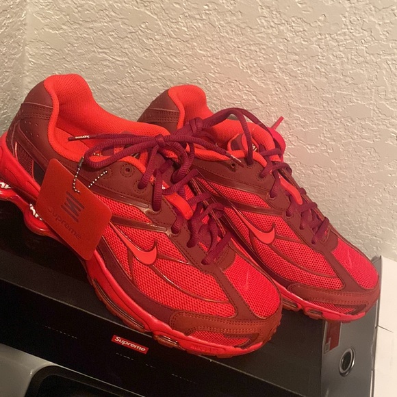 Nike shox Supreme RED - Picture 2 of 8